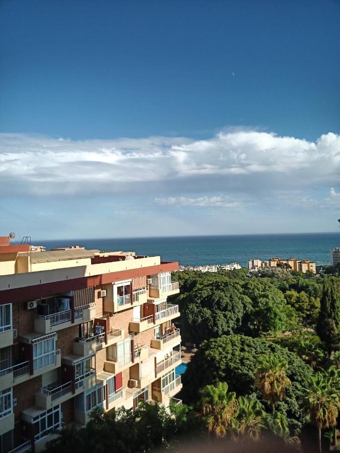 Sweet Benalmadena, Estudio Con Vistas Al Mar Y Excelente Conexion Wifi, No Fumadores, Con Piscinas, Sea Views, With Swimming Pools, Completely Renovated, Ideal For Older People, Bright With Morning Sun, No Smoking Benalmádena