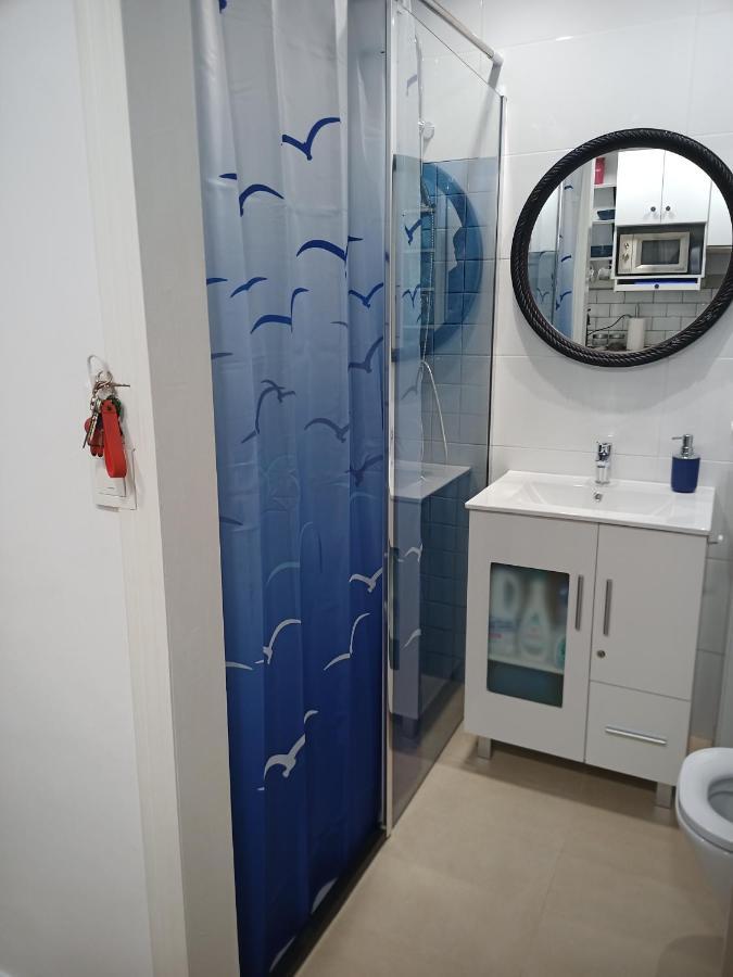 Sweet Benalmadena, Estudio Con Vistas Al Mar Y Excelente Conexion Wifi, No Fumadores, Con Piscinas, Sea Views, With Swimming Pools, Completely Renovated, Ideal For Older People, Bright With Morning Sun, No Smoking Appartement Benalmádena