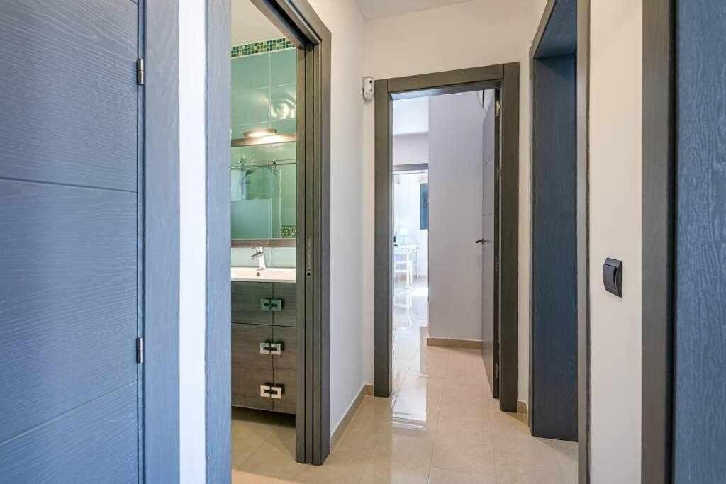 Villa 797 Holiday - Modern With Pool In Puerto Marina For 12 Benalmádena