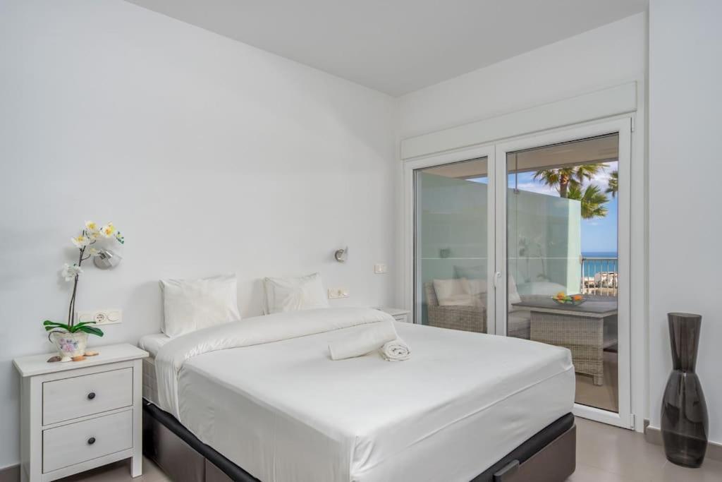 Appartement Sunny Terrace With Jacuzzi In El Higueron By Costarentals - Ref 26 *