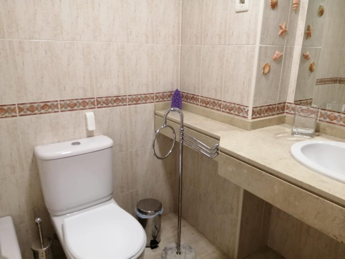 Holidays2benalmadena Torrequebrada Sea View Front With Pool Parking & Terraces