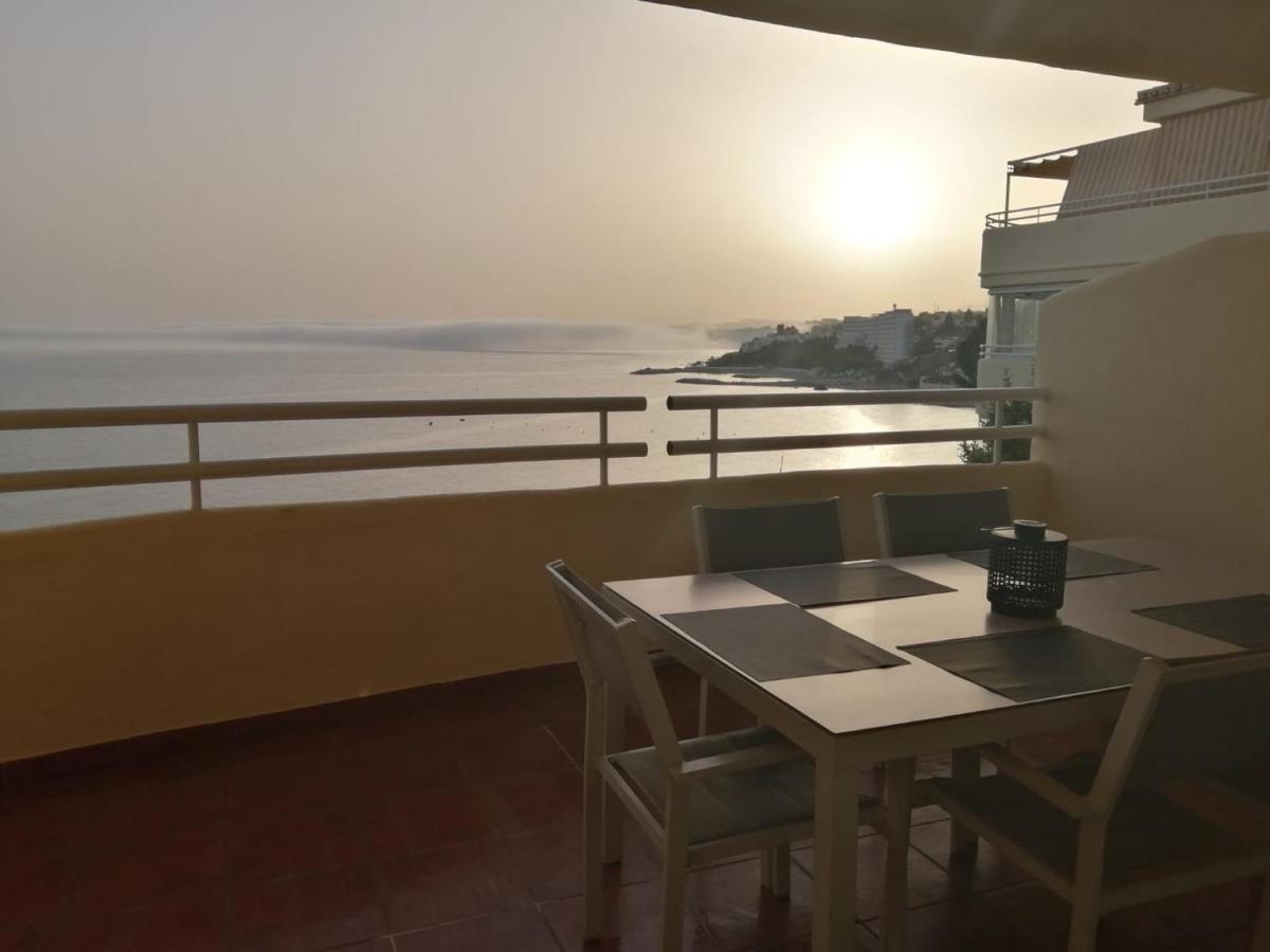 Holidays2benalmadena Torrequebrada Sea View Front With Pool Parking & Terraces Apartment *
