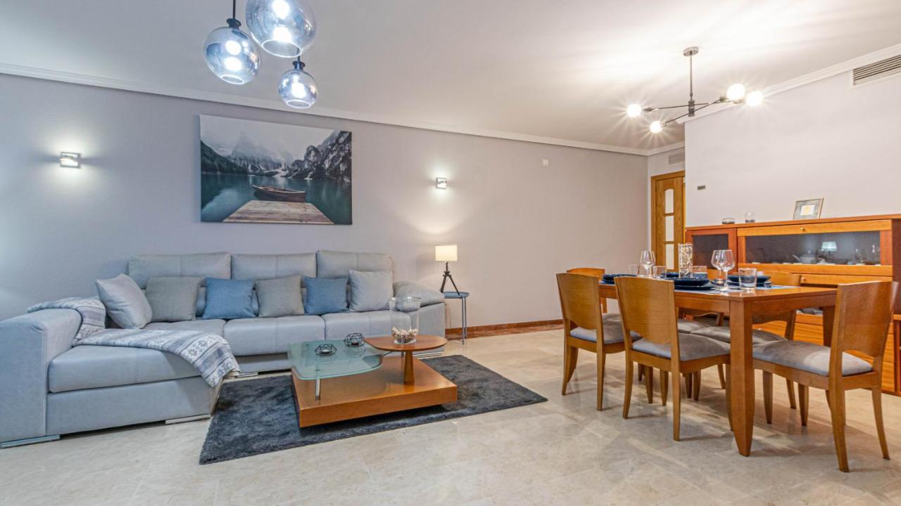 797 Rentals- Piso Con Amplia Terraza A Solo 1 Min De La Playa * Benalmádena