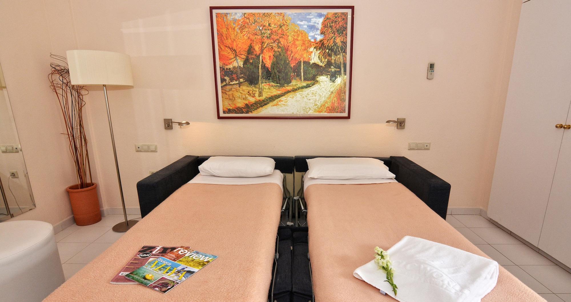 Aparthotel Clc Benal
