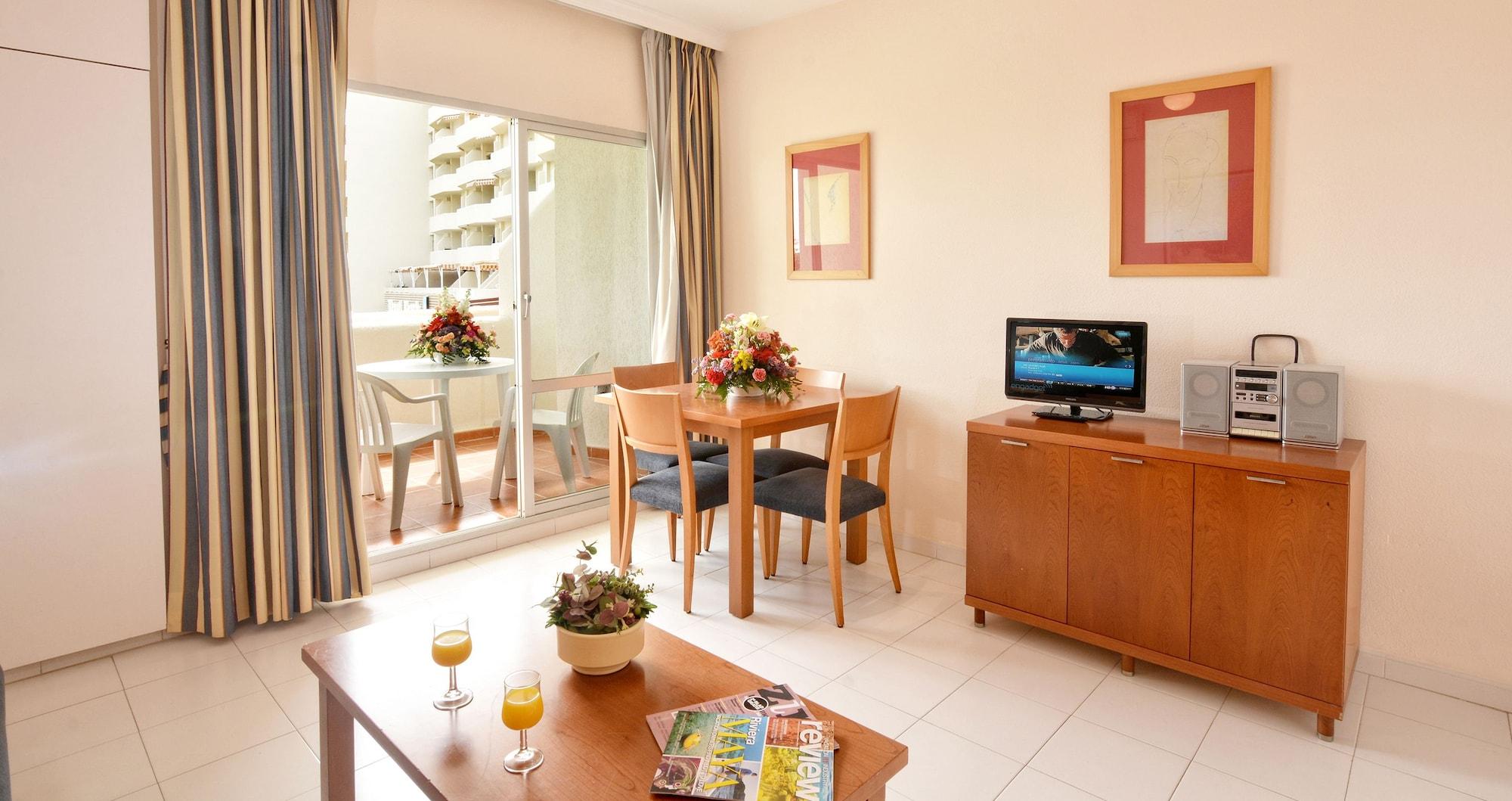 Clc Benal Aparthotel 3*