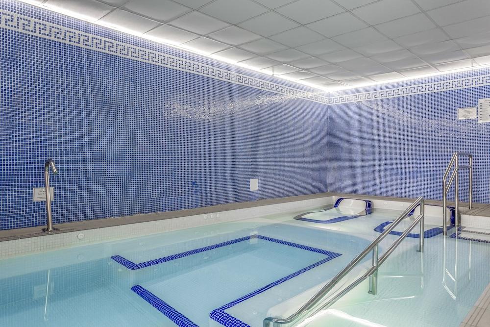 Aparthotel Royal Oasis Club At Pueblo Quinta 3*