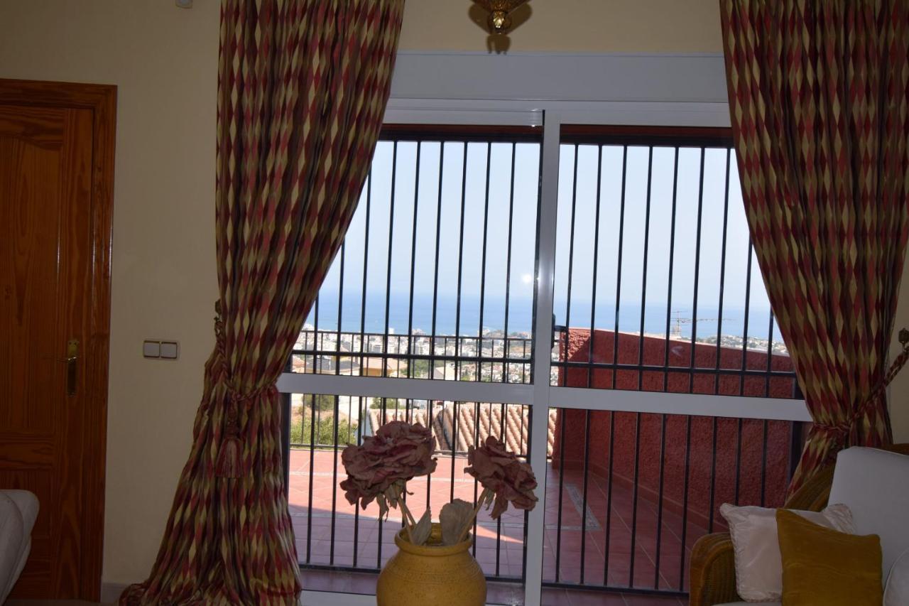 Romeo Villa *