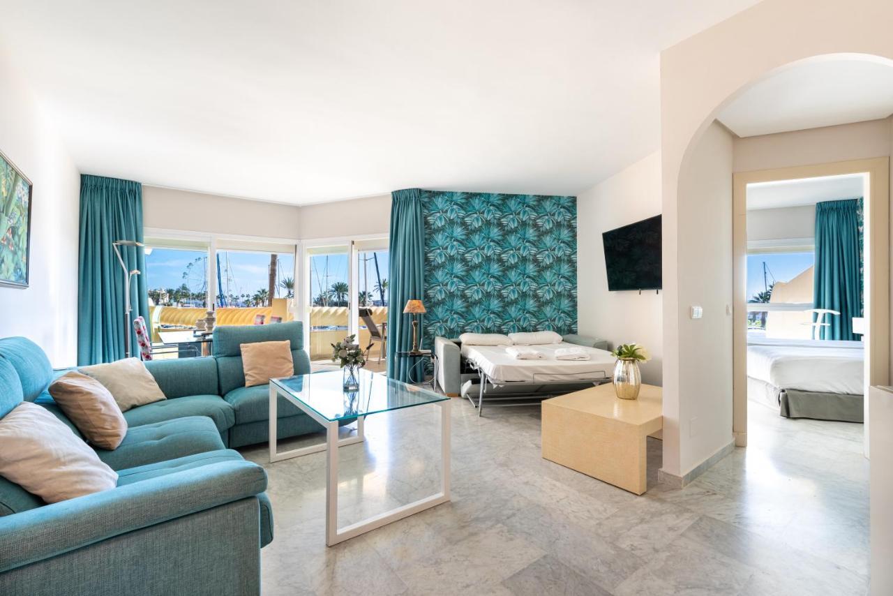 Wintowinrentals Luxury And Sea View Inside Puerto Marina Apartment Benalmadena