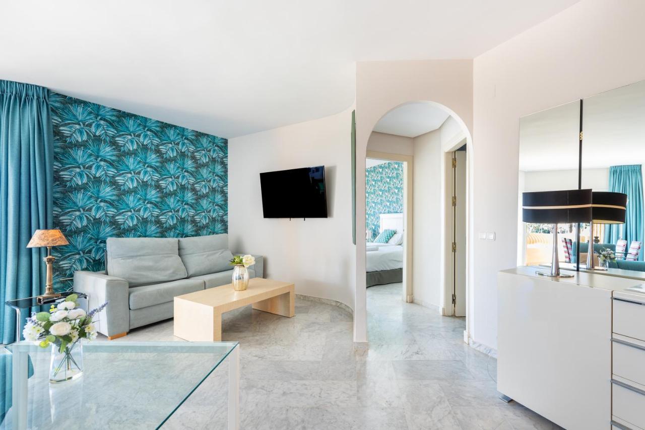 Wintowinrentals Luxury And Sea View Inside Puerto Marina Apartment Benalmadena