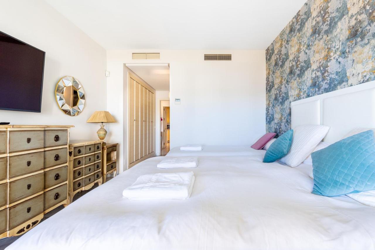 Apartment Wintowinrentals Luxury And Sea View Inside Puerto Marina *