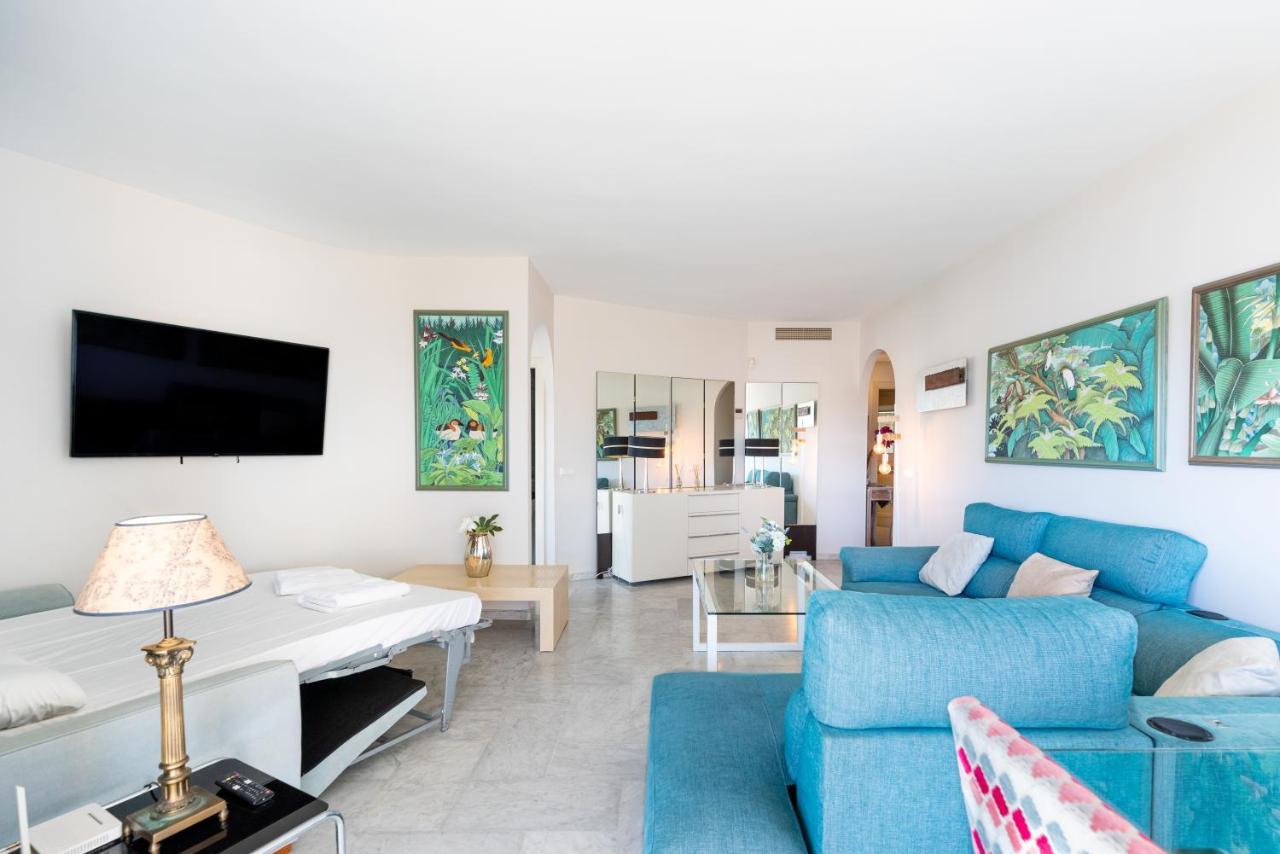 Apartment Wintowinrentals Luxury And Sea View Inside Puerto Marina