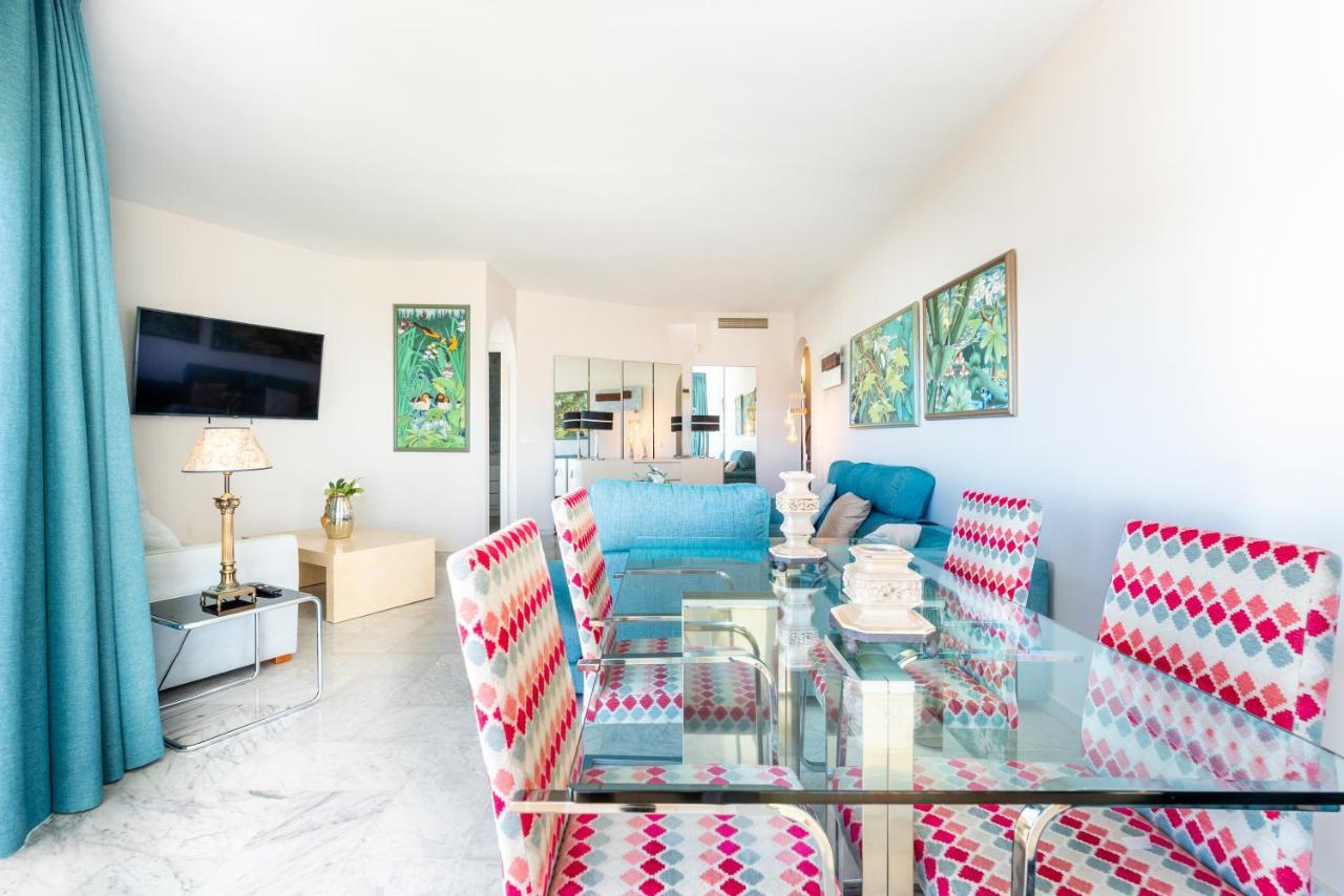 Wintowinrentals Luxury And Sea View Inside Puerto Marina Apartment