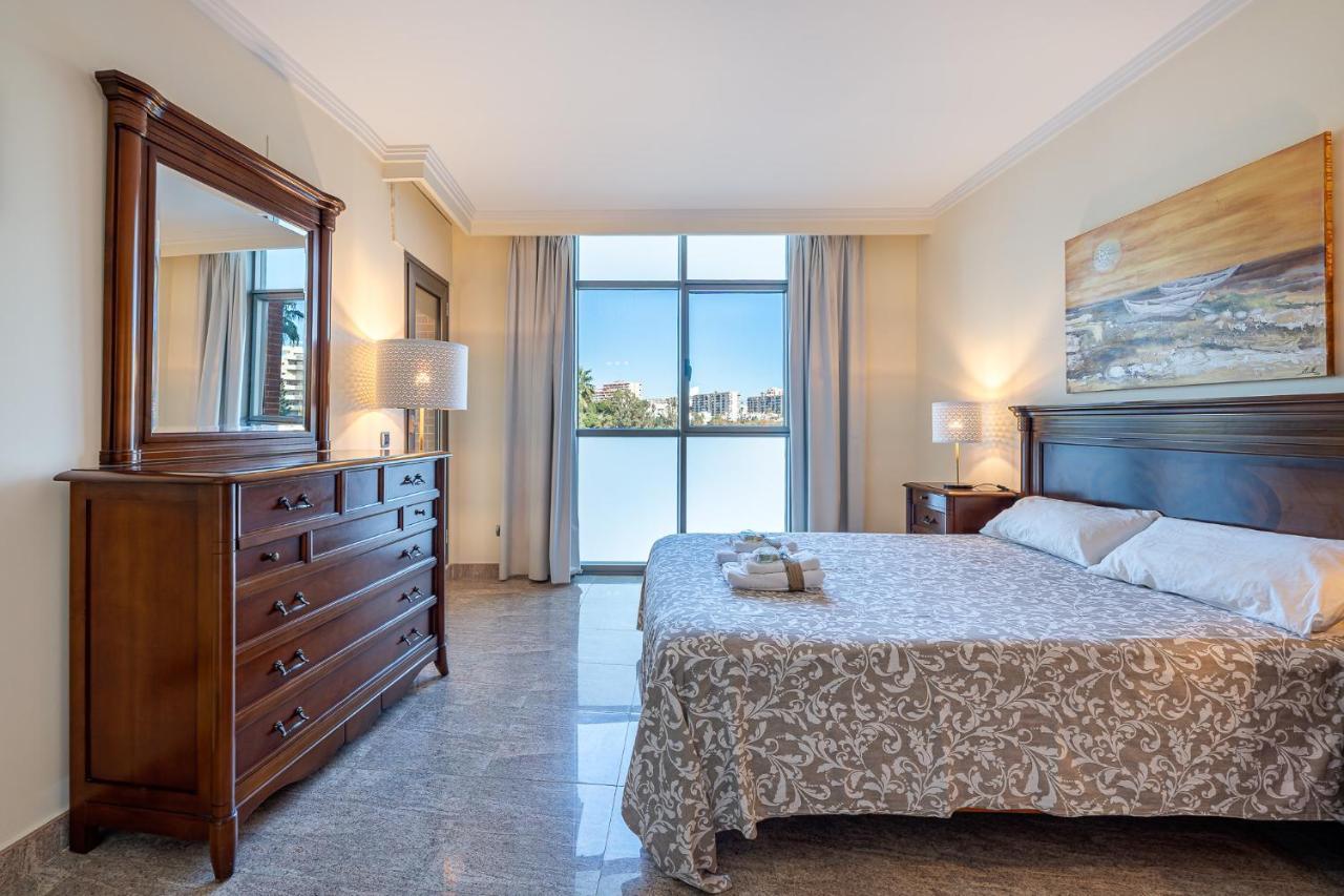 797 - Bellagio: Beachfront Elegance With Indoor & Outdoor Pools Benalmadena