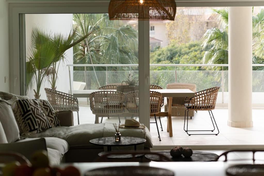 Stylish Modern