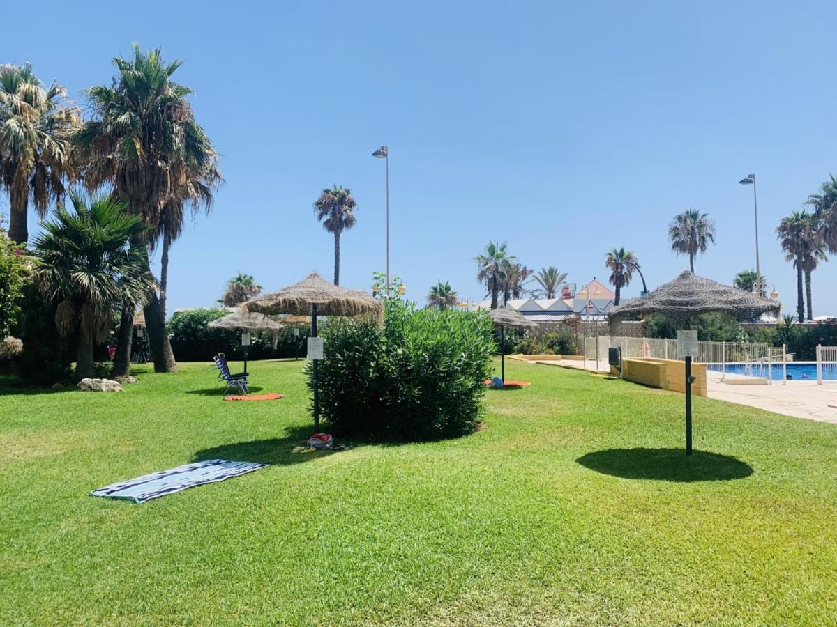 Precioso Estudio Frente Al Mar Con Piscina Benalmádena
