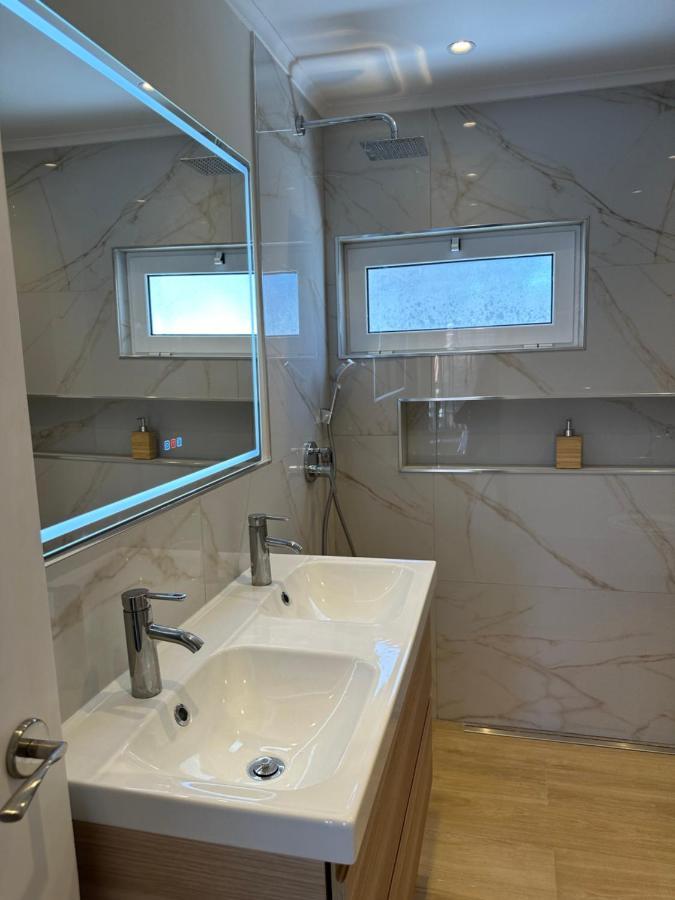 New Luxe House *