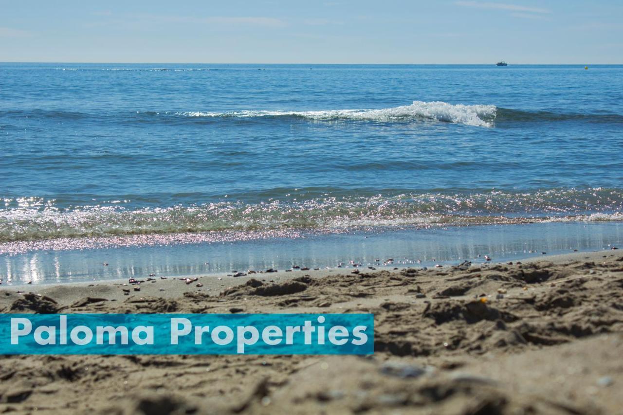 2bdr Sunny With Pool And Private Parking In