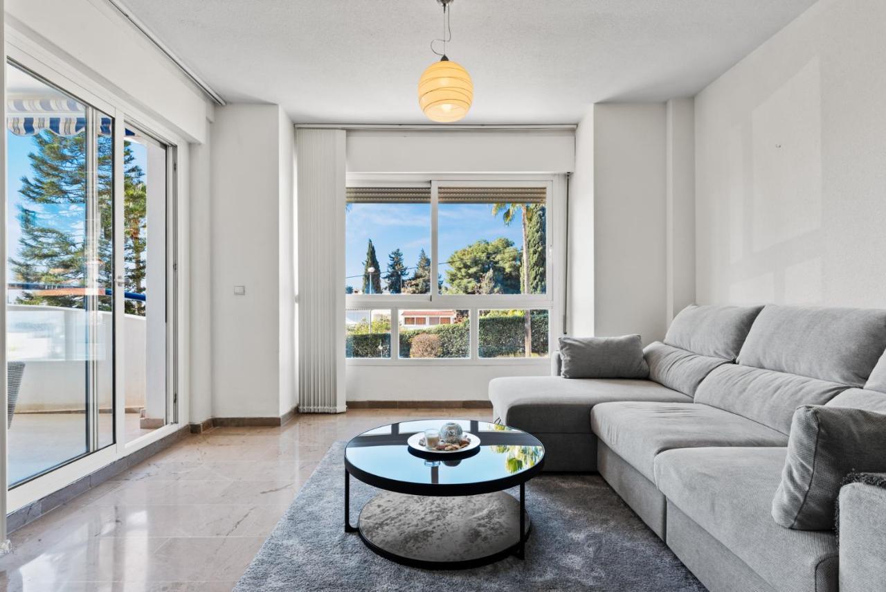 Marysol Beachclose With Pool By Costarentals - Ref 200 Apartamento Benalmádena