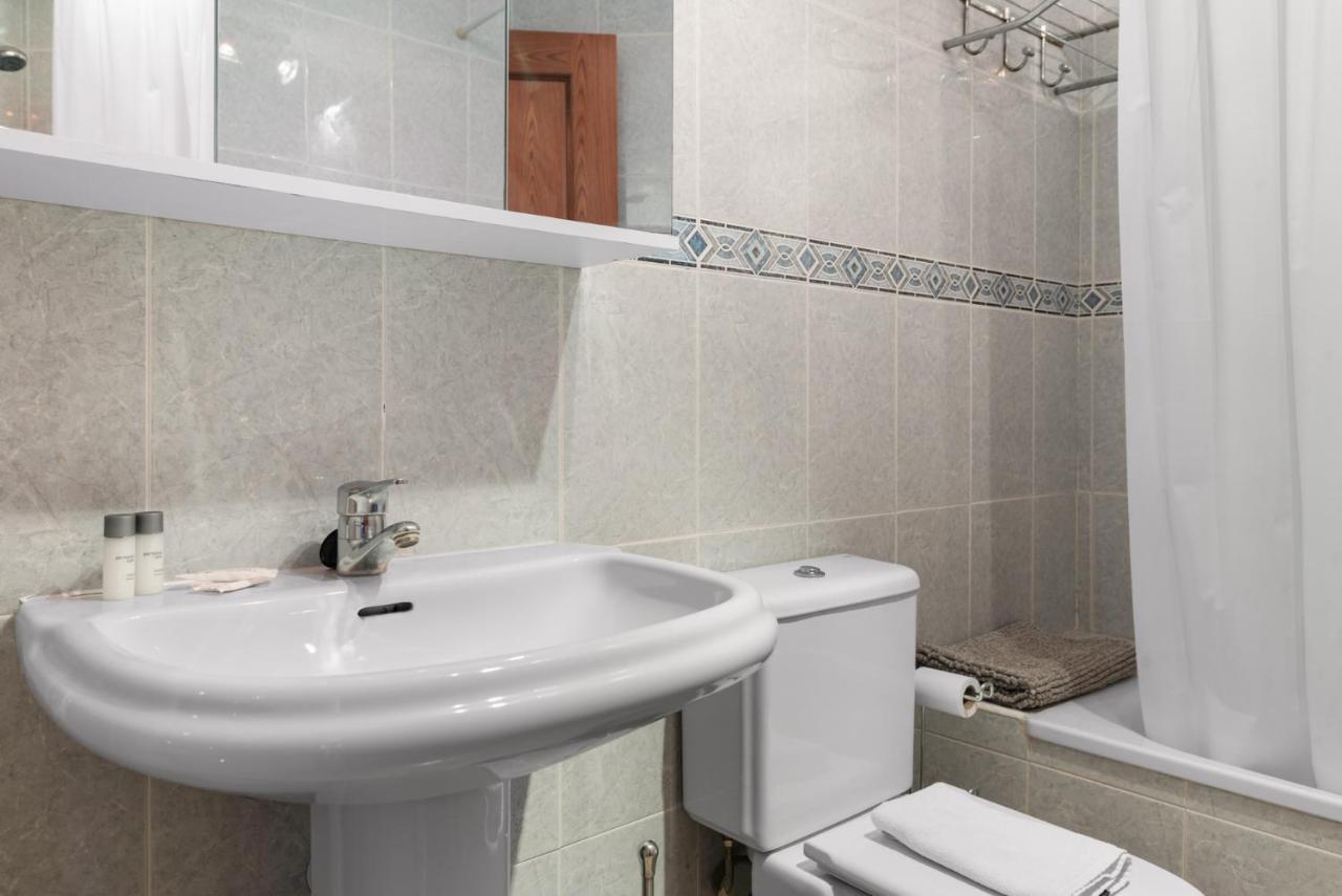 Marysol Beachclose With Pool By Costarentals - Ref 200 Apartamento Benalmádena