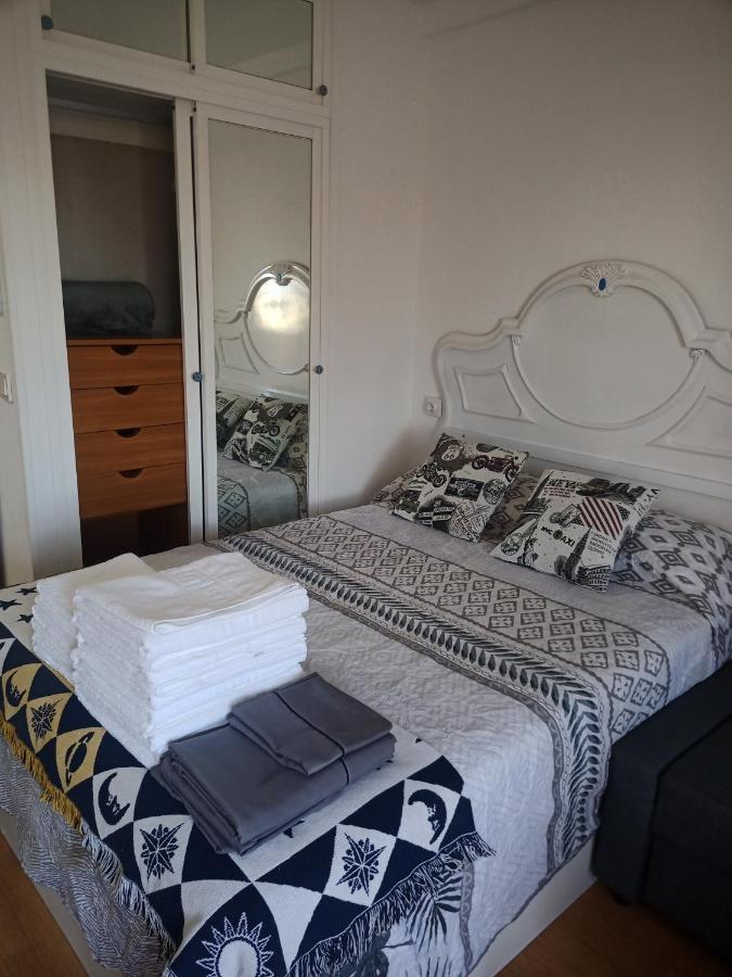 Sweet Benalmadena, Estudio Con Vistas Al Mar Y Excelente Conexion Wifi, No Fumadores, Con Piscinas, Sea Views, With Swimming Pools, Completely Renovated, Ideal For Older People, Bright With Morning Sun, No Smoking Appartement *