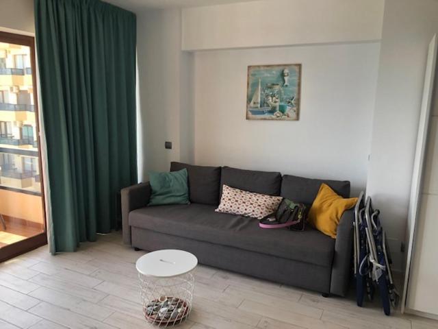 Studio Front-line Aloha Playa Appartement