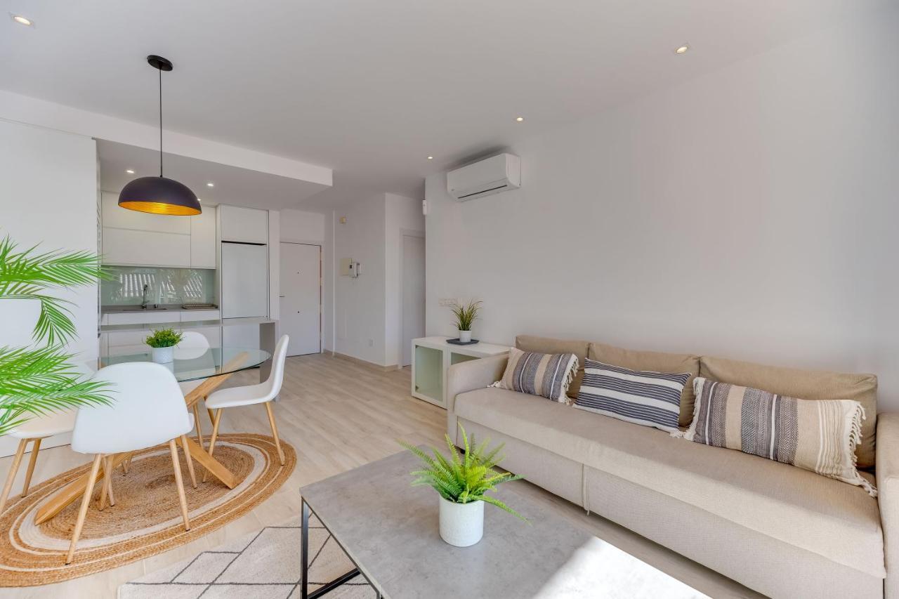 Vb Palm Avenue 1bdr *