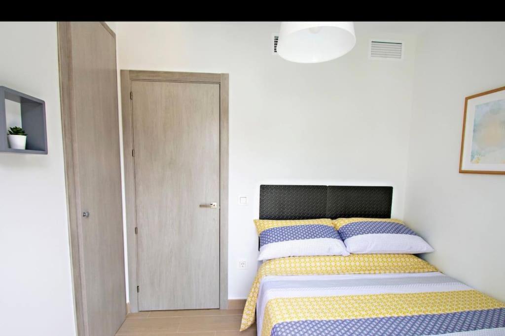 Appartement Modern 2 Bedroom In Costa *