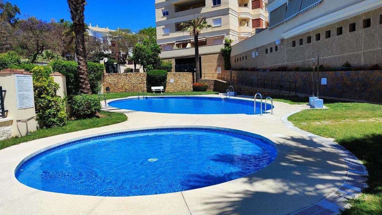 2bdr Penthouse, Terrace, Bbq, Pools And Sea View In * Benalmádena