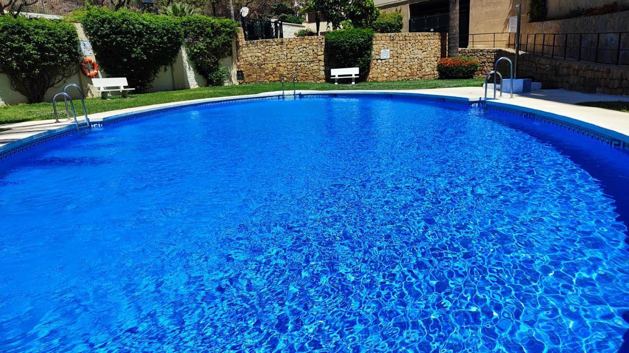 2bdr Penthouse, Terrace, Bbq, Pools And Sea View In Appartement *