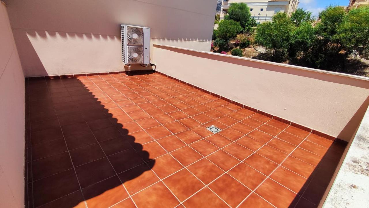 2bdr Penthouse, Terrace, Bbq, Pools And Sea View In Appartement