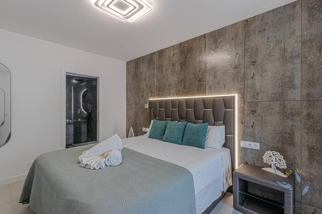 Appartement Puerto Marina Luxury 2bdr With Sea View *