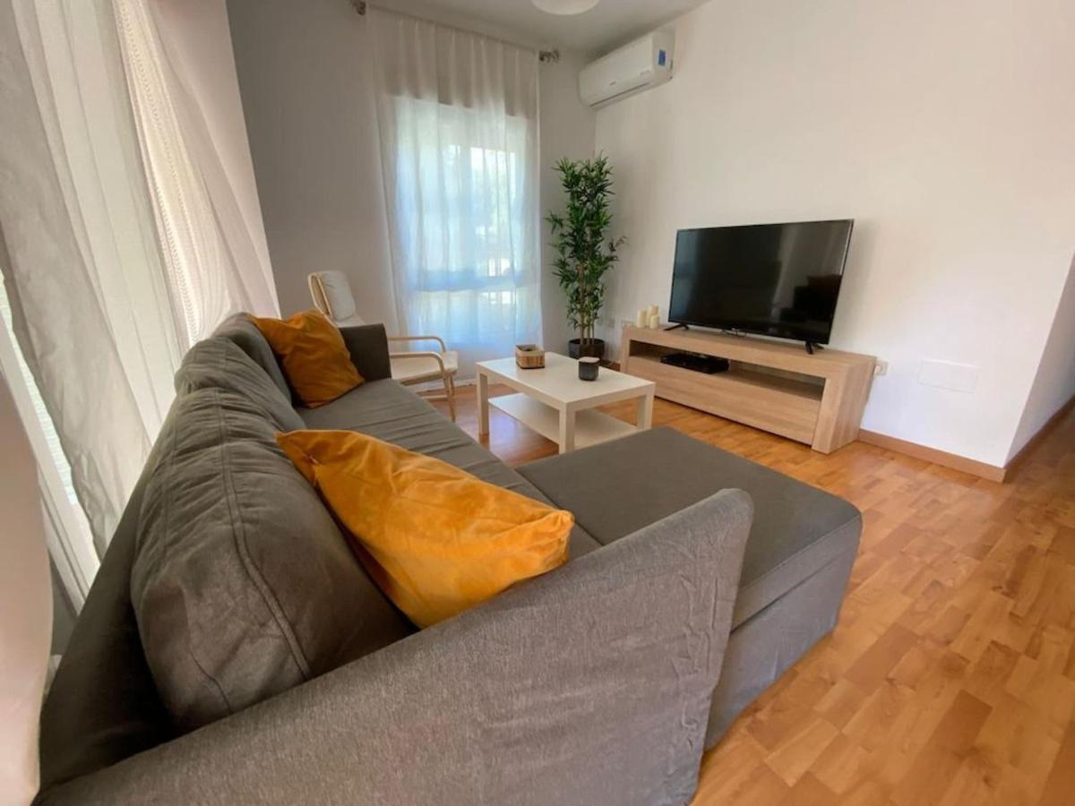 Magnífico Apartamento Con Piscina En Apartamento *