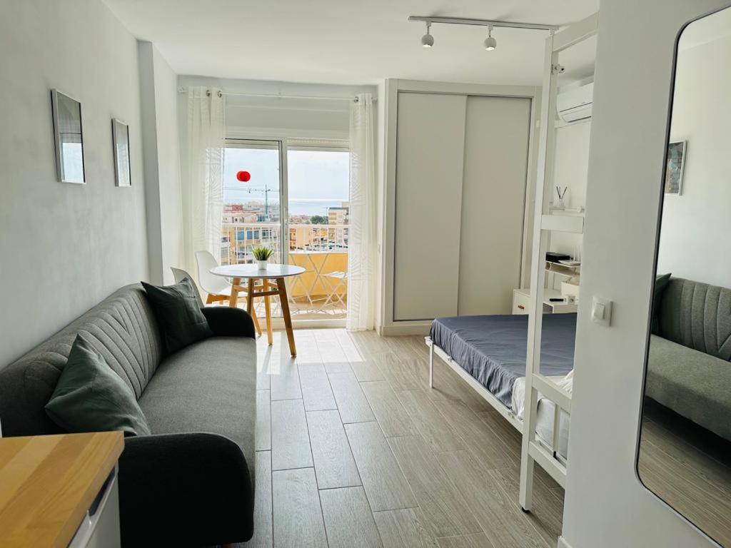 Apartment Modern White