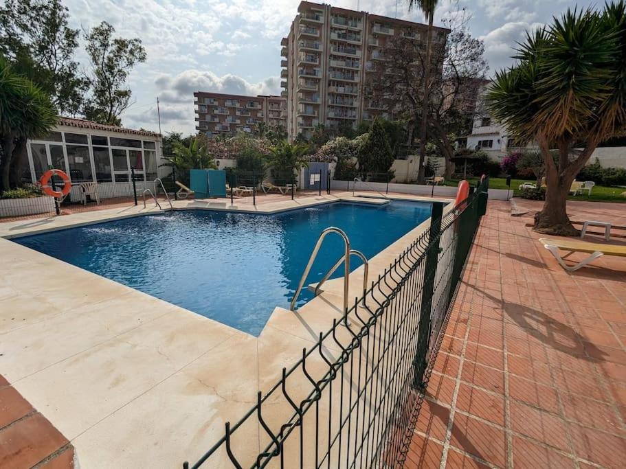 Estudio En Zona Bonanza A 5 Minutos De La Playa Benalmadena