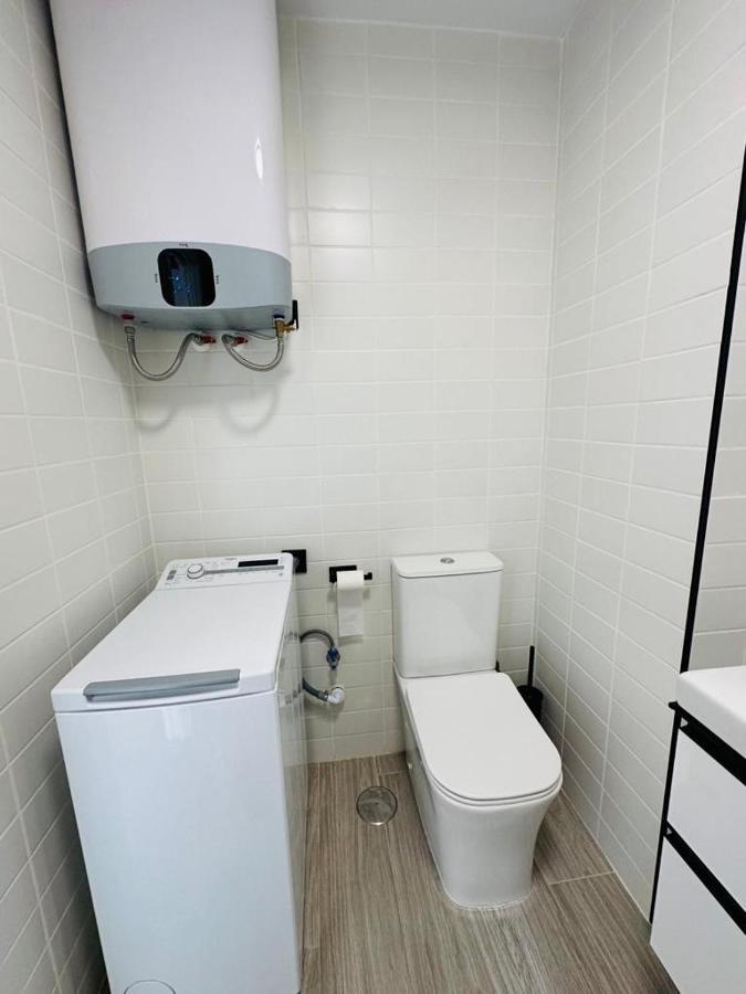 Modern White *