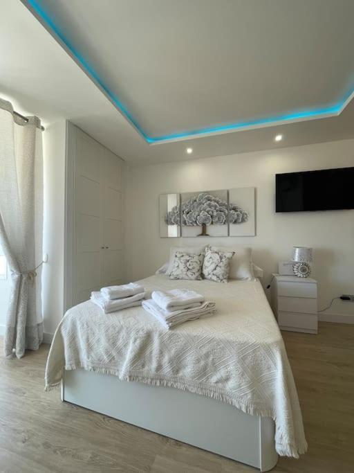 Exclusivo Estudio Piscinas, Conserjeria 24 H *