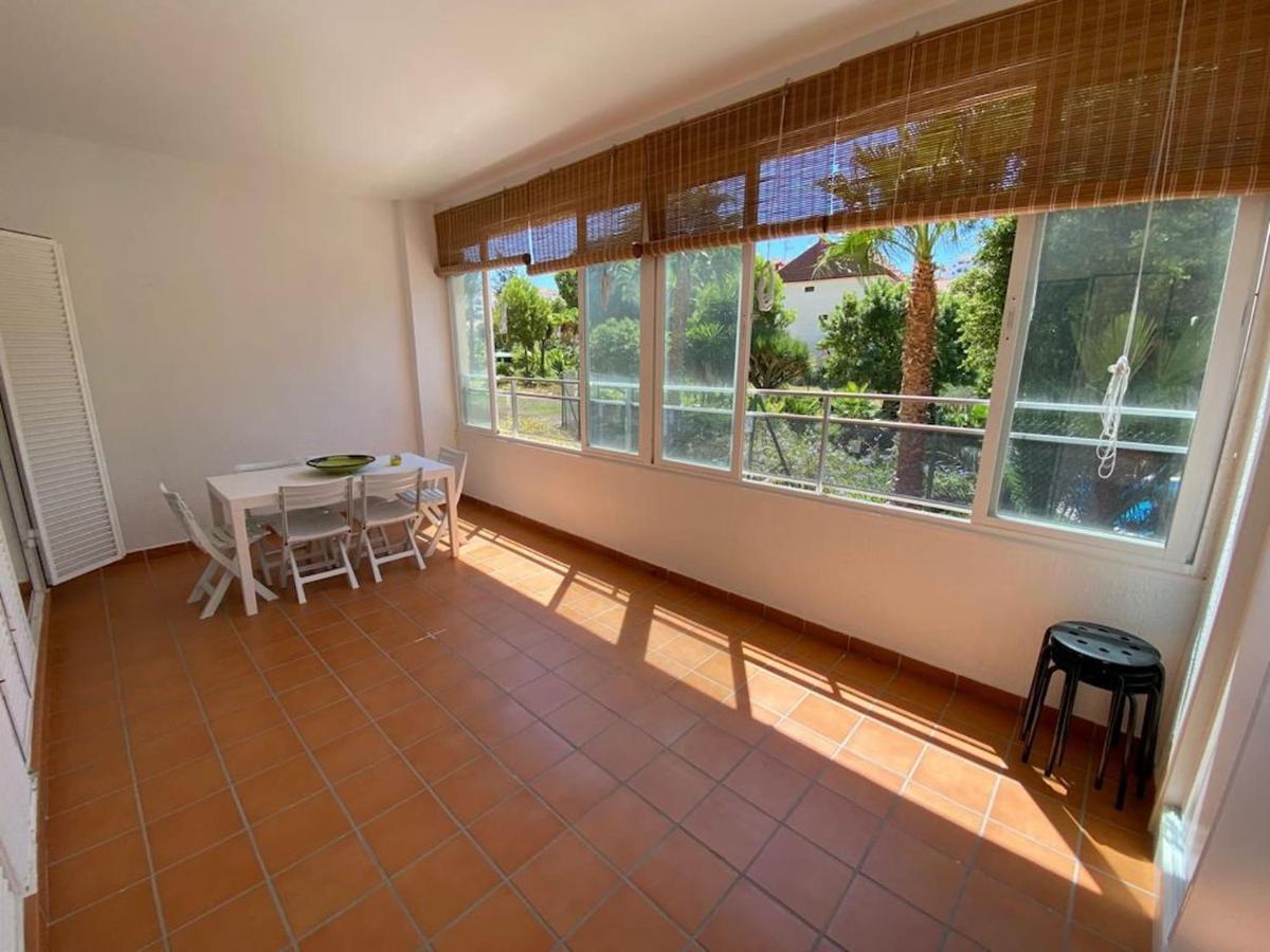 Magnífico Apartamento Con Piscina En * Benalmádena