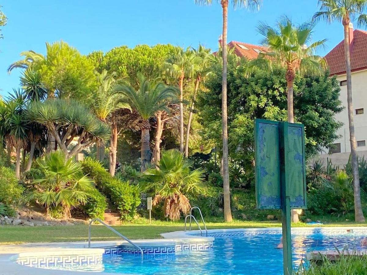 Magnífico Apartamento Con Piscina En Apartamento
