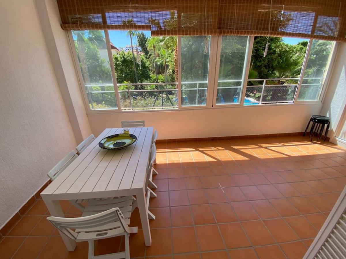 Magnífico Apartamento Con Piscina En *