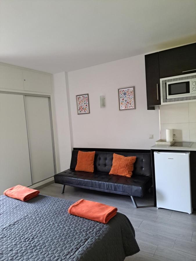 Minerva Red Sun Studio Apartment *