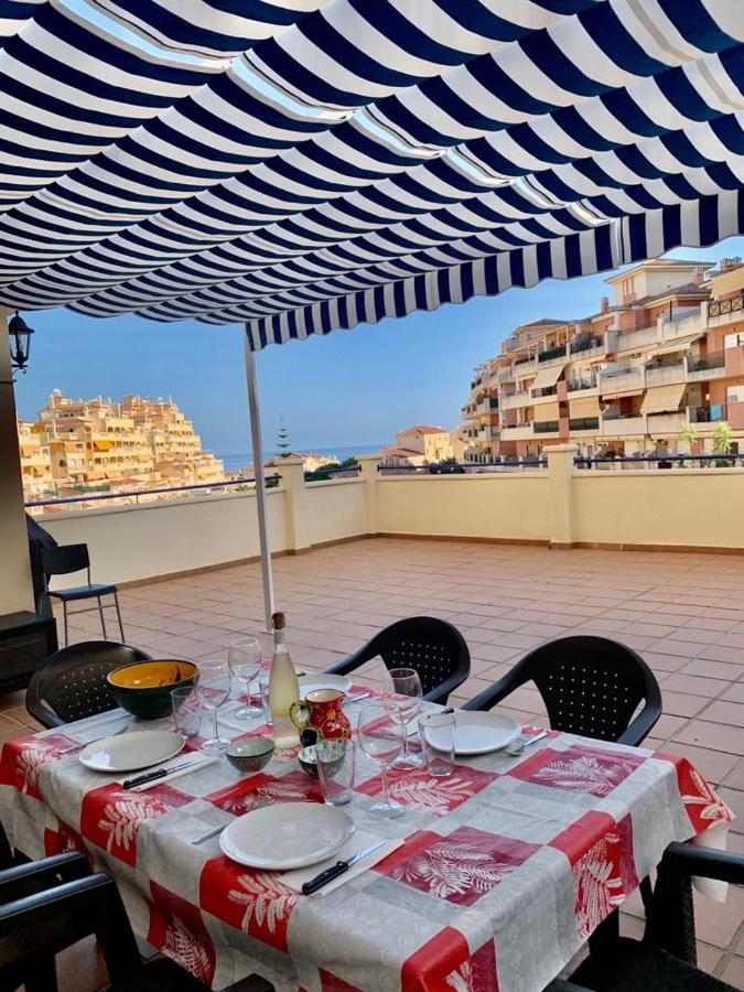 Encantador Piso Con Terraza Y Piscina Appartement Benalmádena