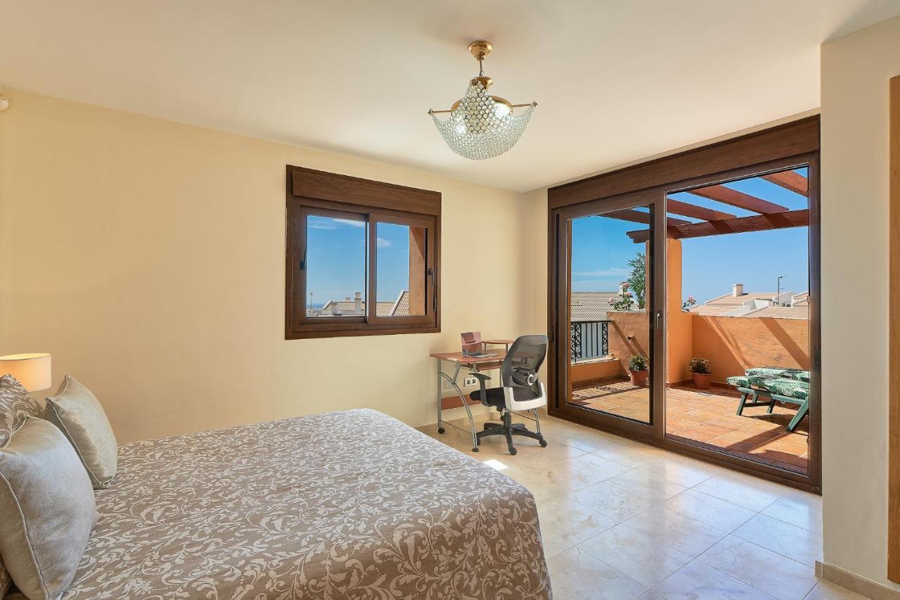 The Best View Occidental Appartement Benalmádena