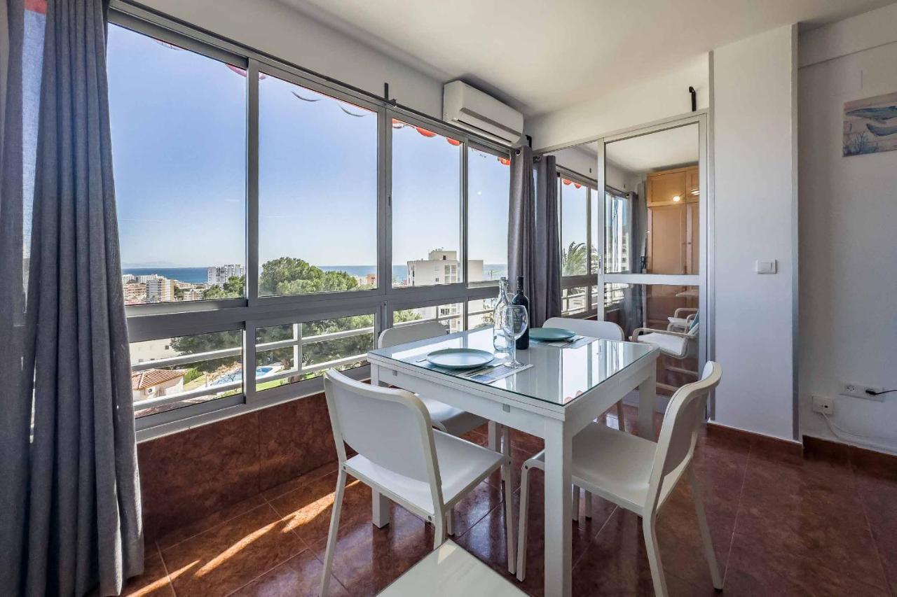 Acogedor, Terraza, Piscina Y Mar *