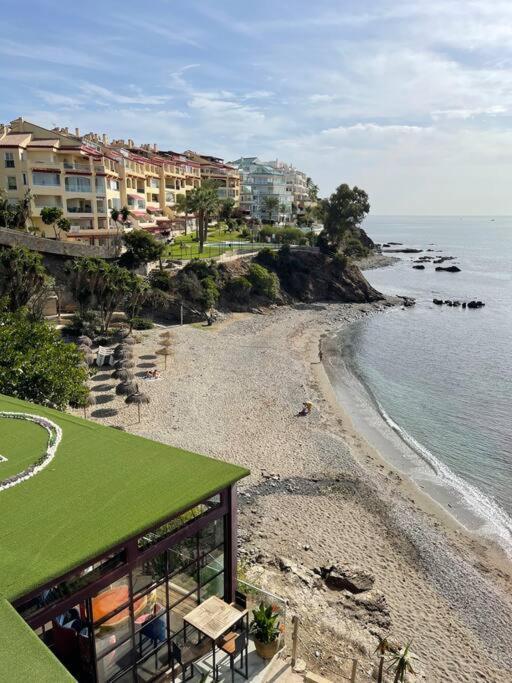 With Beautiful Sea View Apartment Benalmadena