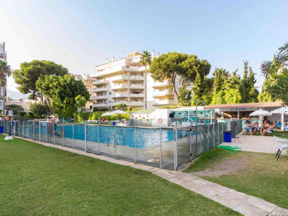 Alay Pool & Apartment