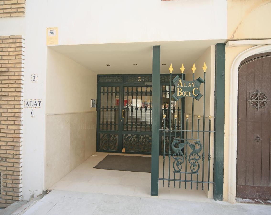 Alay Pool & Apartment