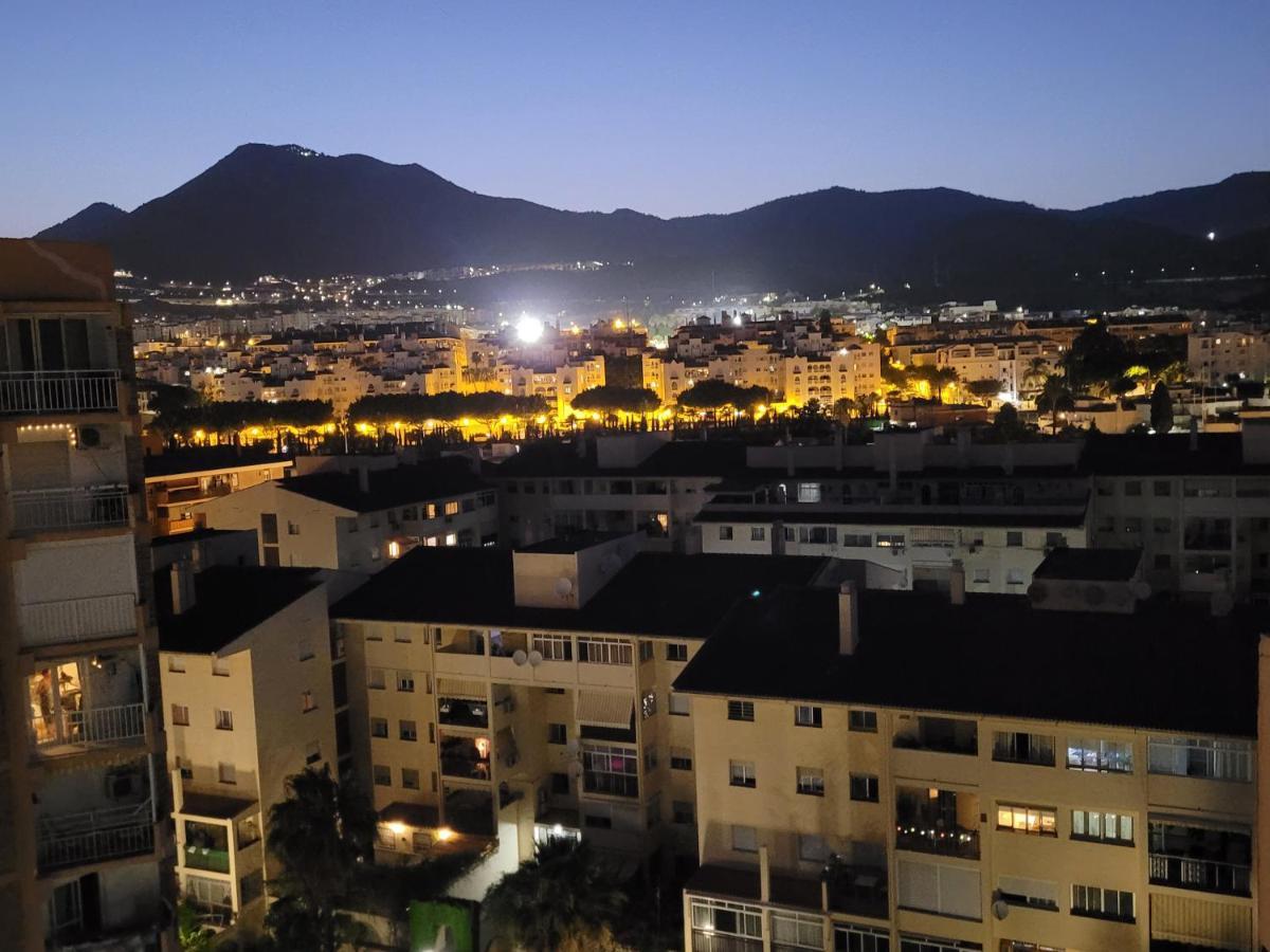 Attico Acuario, 2 Bathrooms Floor With Sea And Mountain Views * Benalmádena