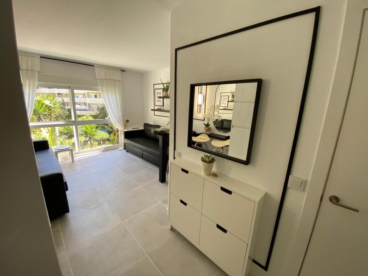 Appartement Modern Sea View In Benal