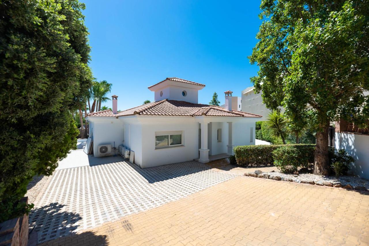 Villa Vb Higueron 4bdr W Pool & Ping Pong Benalmádena