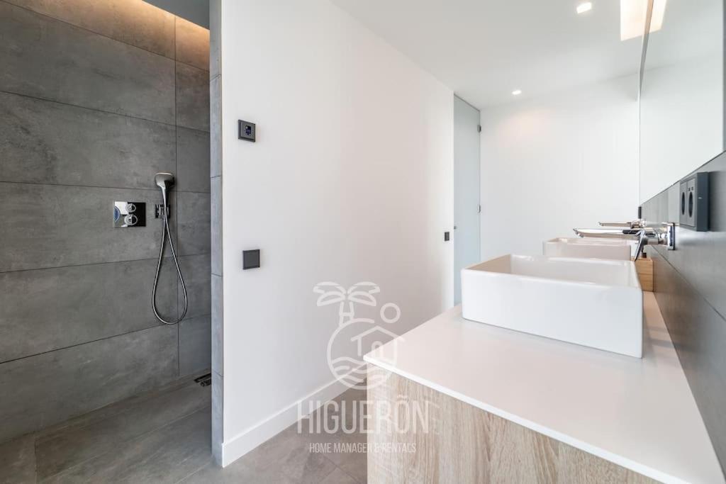 Villa Higueronrentals Palm Springs Benalmadena